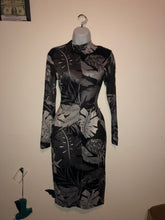 Load image into Gallery viewer, Leaf Print Bodycon Dress