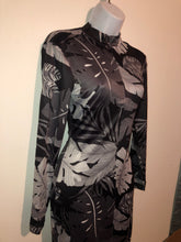 Load image into Gallery viewer, Leaf Print Bodycon Dress