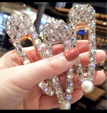 Load image into Gallery viewer, BLINGED HAIR PINS